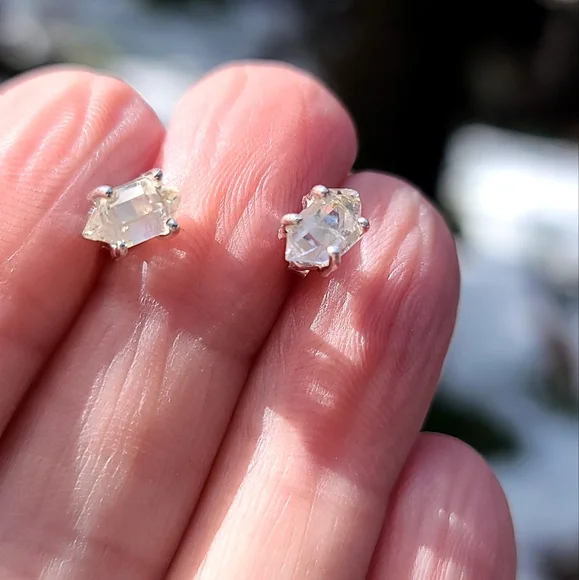 !!!SALE!!! 1kt Herkimer diamond sterling stud earrings DIAMOND SALE! - Picture 7 of 8